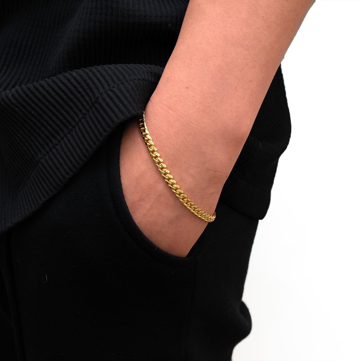 Understanding the Different Gold Karats: Finding the Perfect Balance